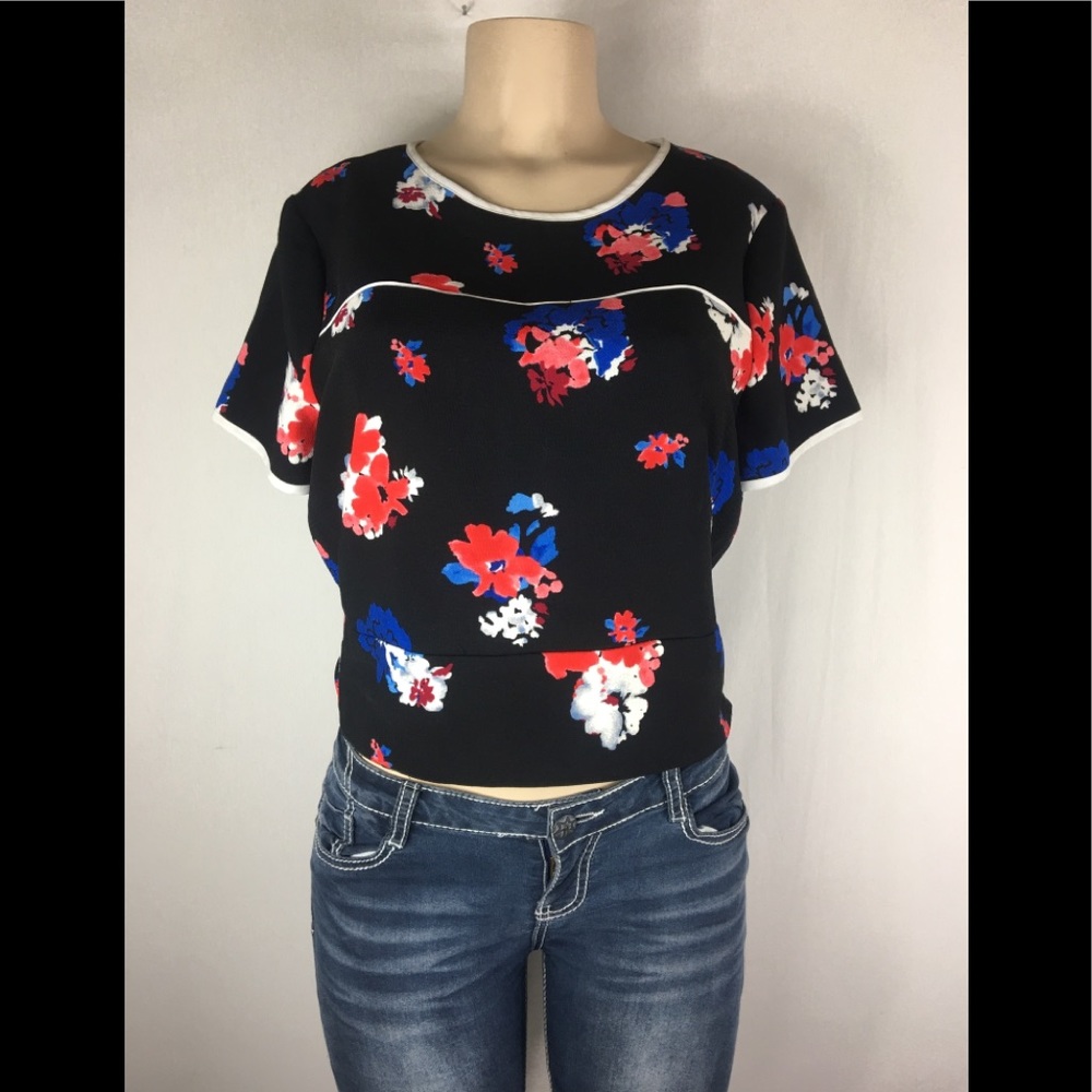 Vince Camuto Black Floral Crop Top with Red & Blue Accents